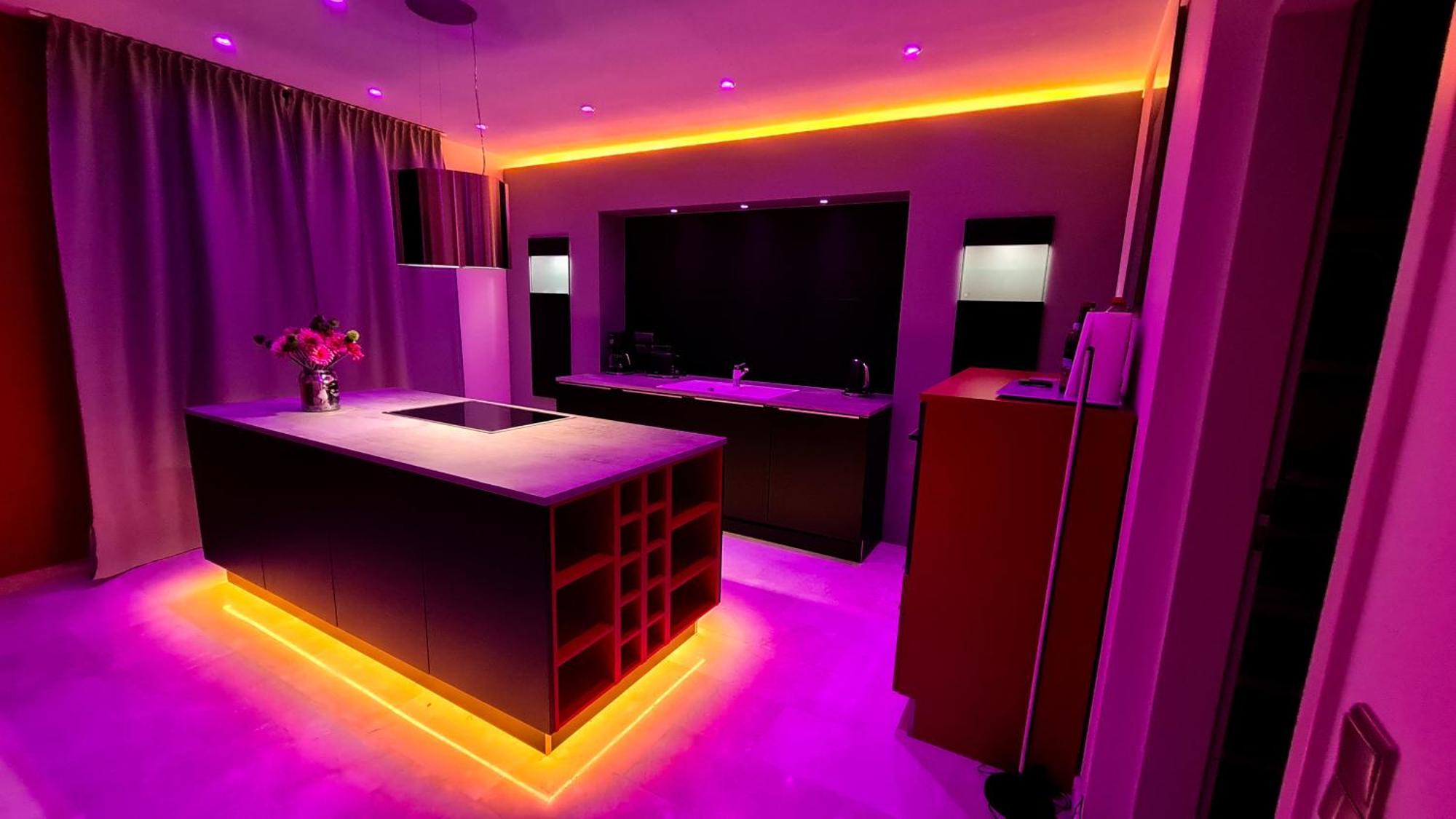Deluxe Apartment Mit Sauna, Gehobene Ausstattung, Sydney Schwarzenbek Exterior foto